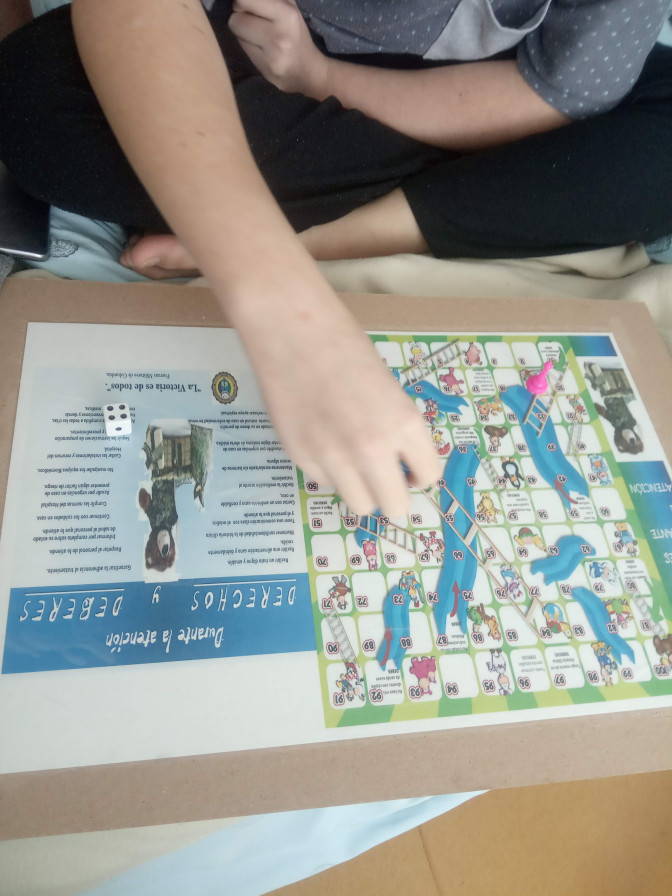 escalera-derechos-y-deberes.jpg escalera-derechos-y-deberes.jpg