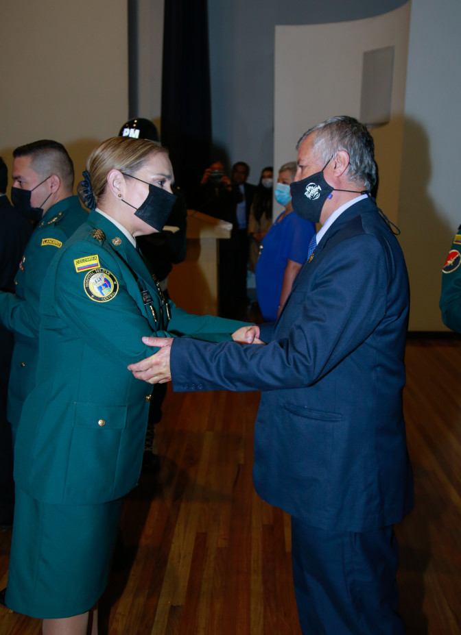 ceremonia-aniversario-11-de-mayo-15.jpg ceremonia-aniversario-11-de-mayo-15.jpg