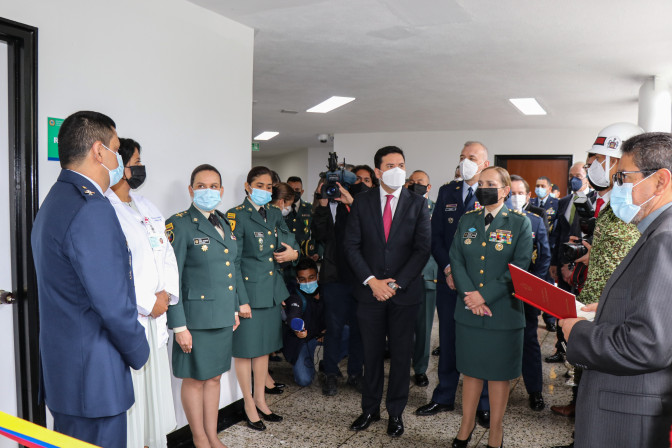 ceremonia-aniversario-11-de-mayo-25.jpg ceremonia-aniversario-11-de-mayo-25.jpg