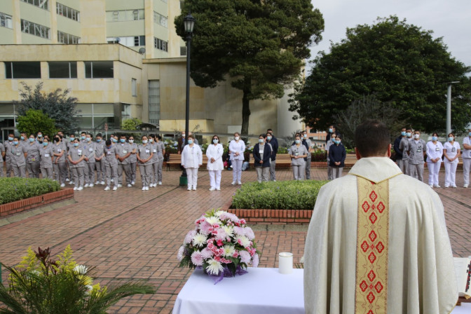 enfermera-10.jpeg enfermera-10.jpeg