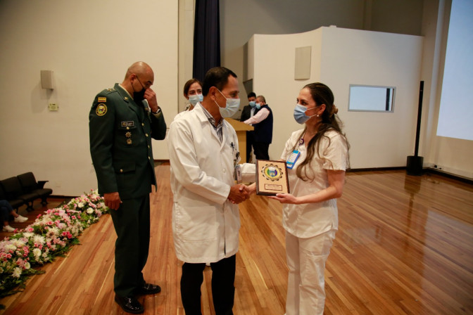 enfermera-6.jpeg enfermera-6.jpeg