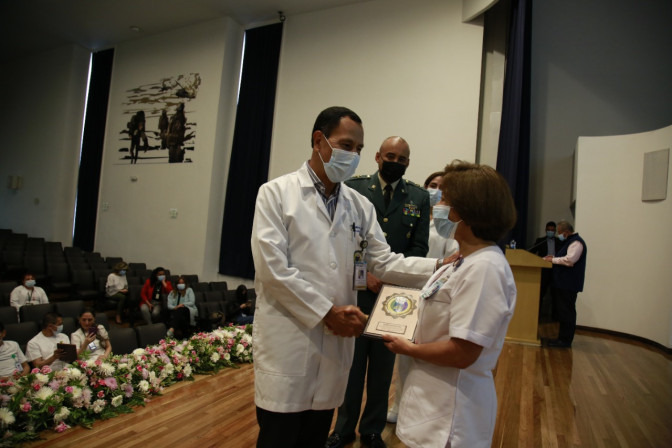 enfermera-5.jpeg enfermera-5.jpeg