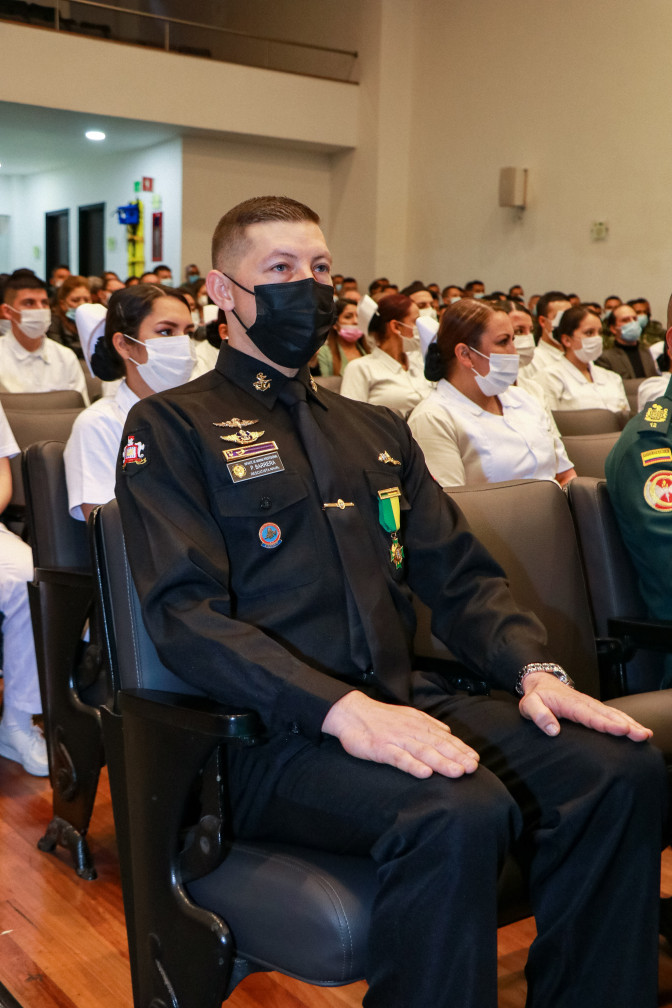 IMG-4892.jpg IMG-4892.jpg