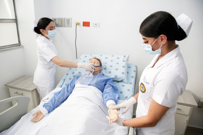 toma-de-presion-cs.jpg toma-de-presion-cs.jpg