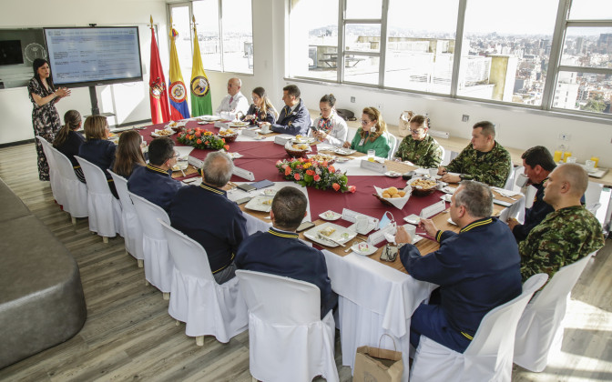 reunion-homil-y-umng-22.jpg reunion-homil-y-umng-22.jpg