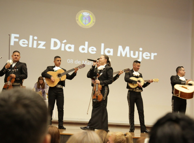 banner11-03-01.jpg banner11-03-01.jpg